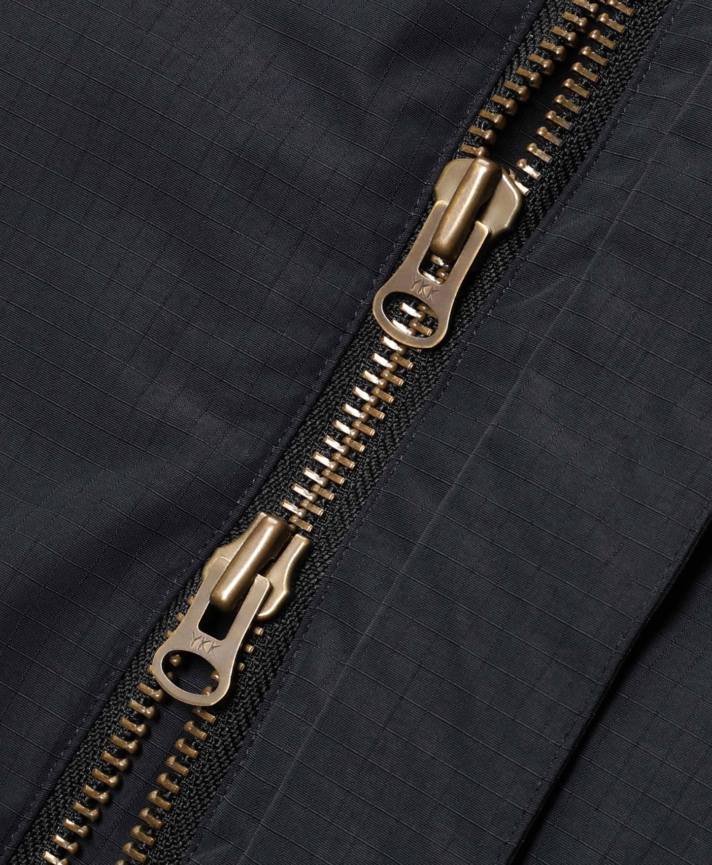 Two-way YKK metal zipper